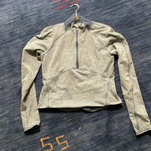 Lululemon Sz8 Crop Rulu Top